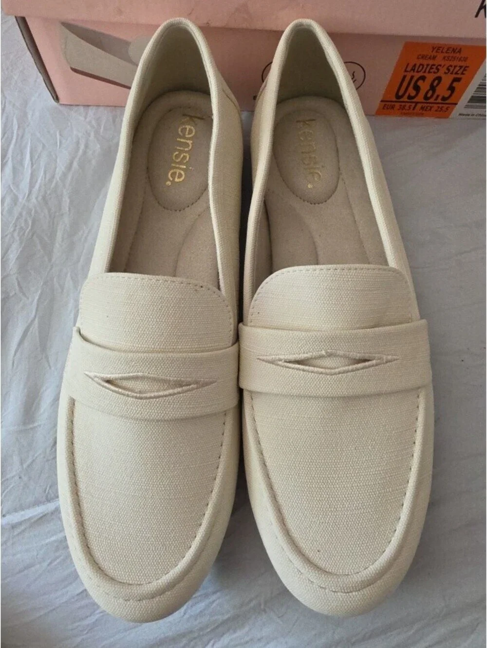 Kensie Yelena Cream Canvas Loafers Women's US 8.5 Comfortable Slip-On Shoes